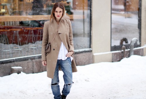 modates winter day look